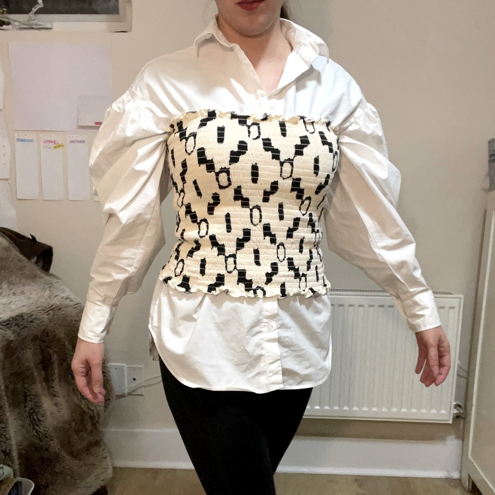 Drop Puff Shoulder Blouse - Picture 4 of 7